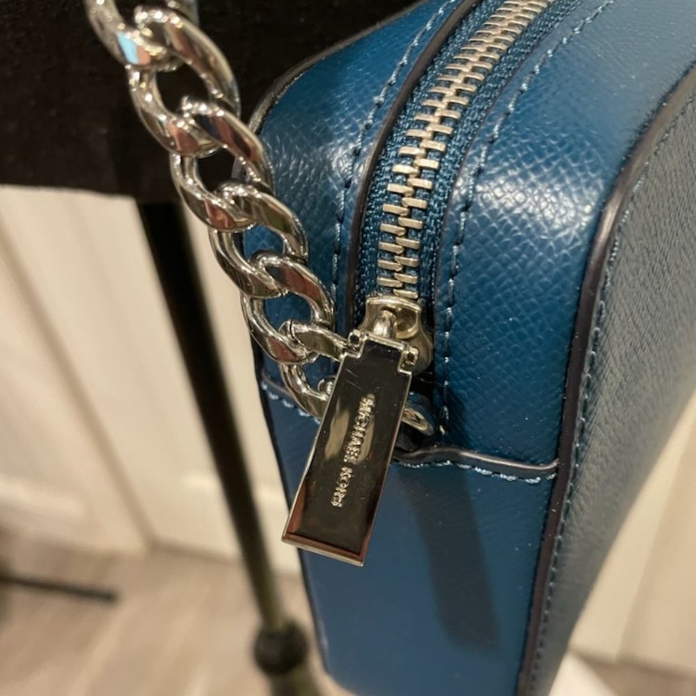 MICHAEL KORS Jet Set Large East West Leather Crossbody Bag - Teal NWOT - Picture 3 of 5